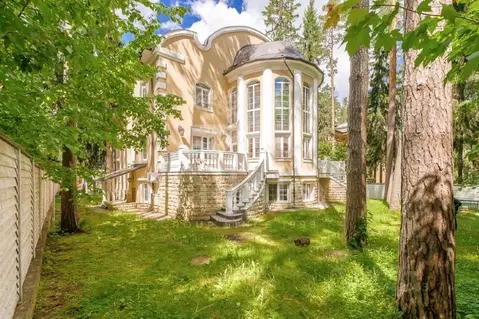 Дом в Московская область, Одинцовский городской округ, пос. Николина ...