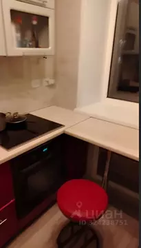 3-к кв. Красноярский край, Красноярск ул. Калинина, 80а (60.0 м)