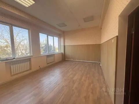 Офис в Краснодарский край, Краснодар Черемушки мкр, ул. Вишняковой (25 ...