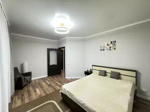 2-к кв. Тюменская область, Тюмень ул. Монтажников, 16 (65.0 м)