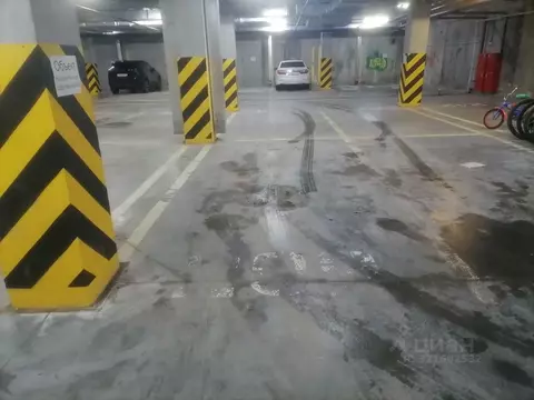 Гараж в Тюменская область, Тюмень проезд Ледниковый, 2 (13 м)