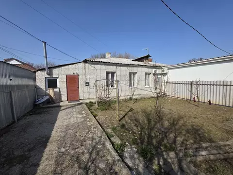 Дом в Крым, Ленино пгт ул. Энгельса (30 м)