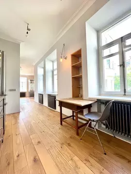 Продается 2-комнатная квартира