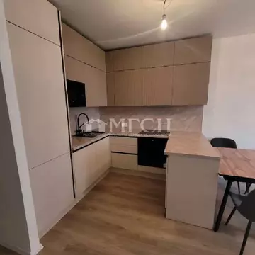 Продается 3-комнатная квартира