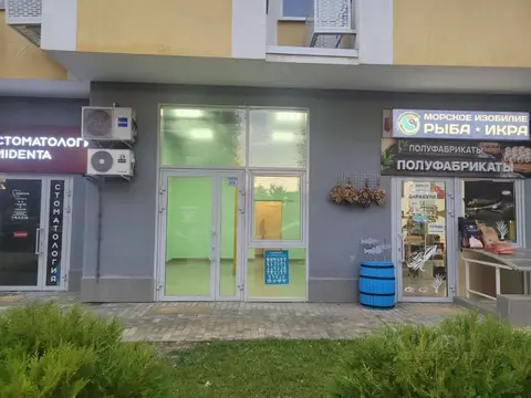 Помещение свободного назначения в Краснодарский край, Краснодар ул. ...