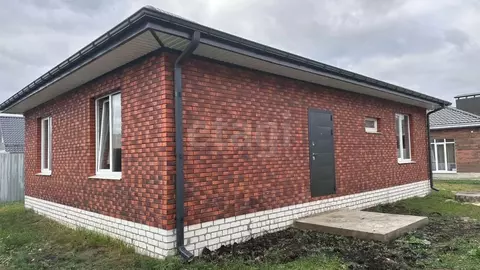 Дом в Воронежская область, с. Новая Усмань, Радуга мкр ул. Хвойная, 27 ...