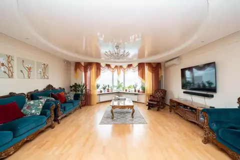 4-к кв. Иркутская область, Иркутск ул. Декабрьских Событий, 100 (183.9 ...