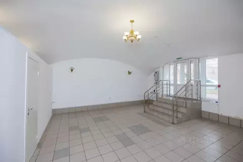 Помещение свободного назначения в Оренбургская область, Оренбург ул. 9 ...