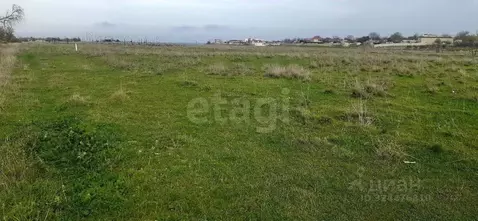 Участок в Крым, Ленинский район, Семисотское с/пос, с. Каменское ул. ...