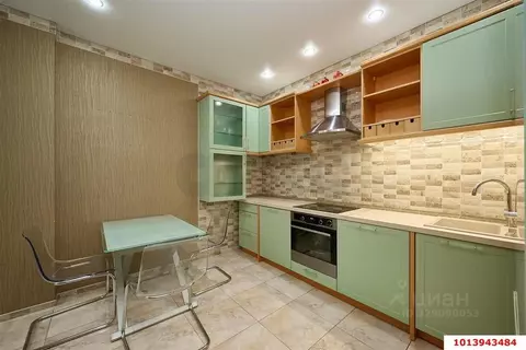 3-к кв. Краснодарский край, Краснодар Центральный мкр, ул. Кубанская ...