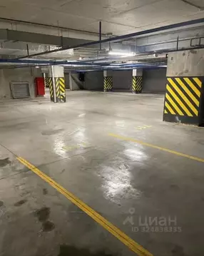 Гараж в Санкт-Петербург аллея Арцеуловская, 19 (13 м)