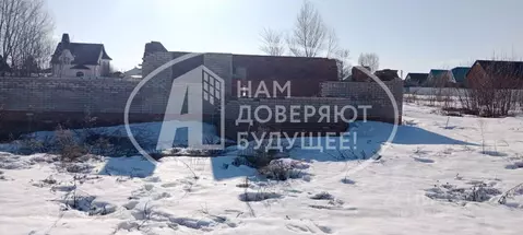 Дом в Удмуртия, Сарапульский район, д. Усть-Сарапулка Камская ул., 17 ...