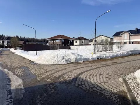 Участок в Московская область, Наро-Фоминский городской округ, д. ...