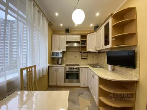 1-к кв. Московская область, Красногорск ул. Имени Зверева, 8 (40.0 м)