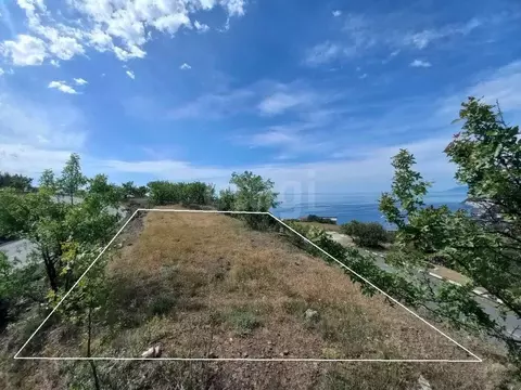 Участок в Крым, Алушта муниципальный округ, с. Рыбачье ул. Лучистая, ...