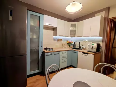 3-к кв. Московская область, Электросталь ул. 8 Марта, 43А (62.0 м)