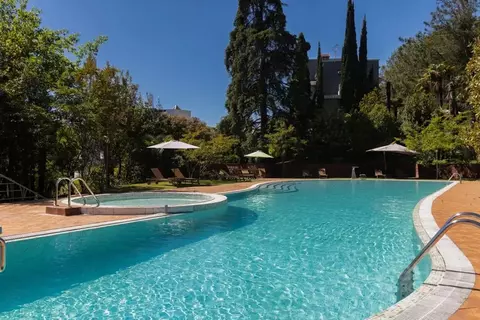 Дом в Краснодарский край, Сочи Курортный просп., 120к5 (500 м)