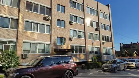 1-к кв. Тюменская область, Тюмень Институтская ул., 2А (84.2 м)