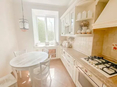 3-к кв. Ярославская область, Ярославль просп. Ленина, 11 (69.0 м)