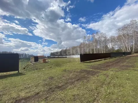 Участок в Красноярский край, Емельяновский муниципальный округ, с. ...