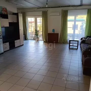 Таунхаус в Ростовская область, Батайск ул. Ясеневая (112 м)