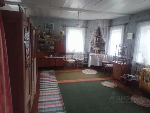 Дом в Брянская область, Брянский район, Журиничское с/пос, с. Малое ...