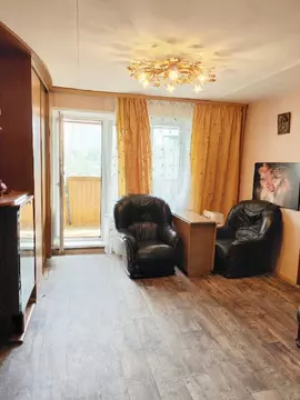 Продается 3-комнатная квартира