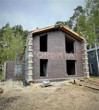 Дом в Тюменская область, Тюменский район, с. Перевалово, Перелада кп  ...