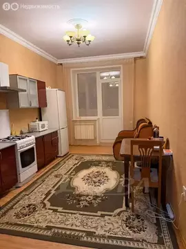 1-комнатная квартира: Махачкала, проспект Насрутдинова, 107 (70 м)