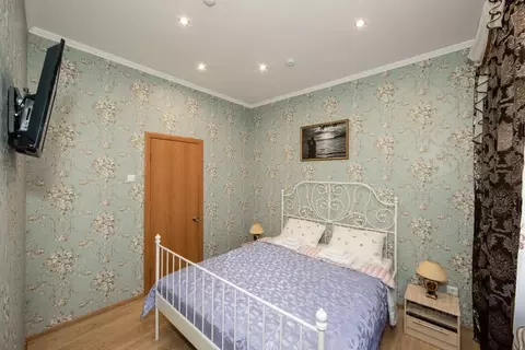 Комната Москва Большой Козловский пер., 12 (23.0 м)