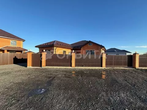 Дом в Тюменская область, Тюмень Казарово мкр, ул. Казаровская (130 м)