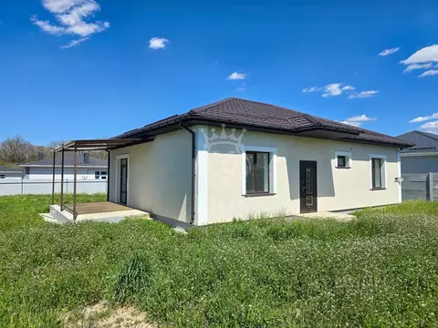 Дом в Крым, Симферопольский район, Добровское с/пос, с. Краснолесье ...