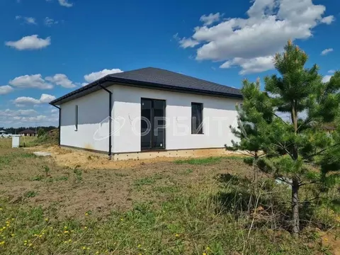 Дом в Тюменская область, Тюменский район, Новокаменский кп ул. ...