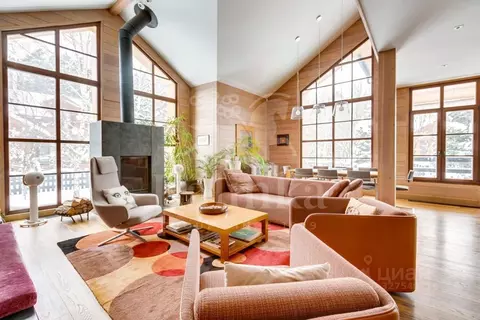 Дом в Московская область, Красногорск городской округ, Нахабино пгт ...