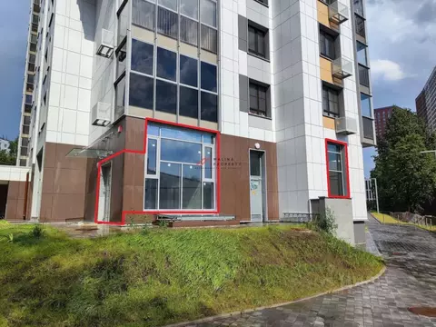Торговая площадь в Москва ул. Петра Алексеева, 10 (137 м)