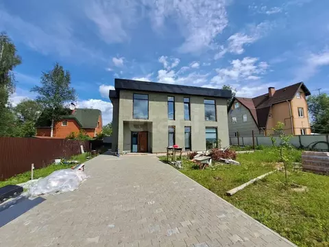 Дом в Москва пос. Толстопальцево, ул. Маяковского, 9 (239 м)