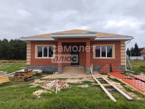 Дом в Курская область, Октябрьский район, Большедолженковский ...