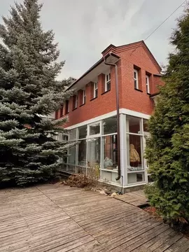 Коттедж в Пермский край, Пермь Узбекская ул., 56 (444 м)