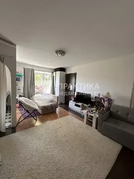 Продается 2-комнатная квартира