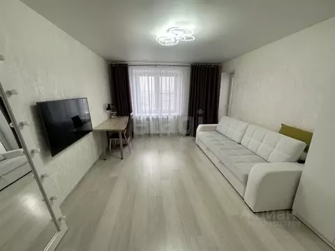 3-к кв. Удмуртия, Ижевск Удмуртская ул., 161 (69.9 м)