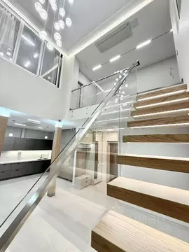 4-к кв. Москва ул. Янковского, 1к2 (130.0 м)