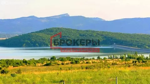 Участок в Орлиновский муниципальный округ, село Родниковое, Менгирская ...