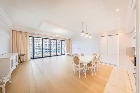 3-к кв. Краснодарский край, Сочи Курортный просп., 105б (170.0 м)