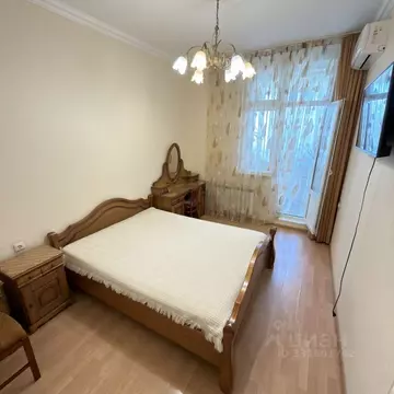 2-к кв. Севастополь просп. Героев Сталинграда, 63 (70.0 м)