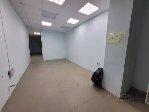 Помещение свободного назначения в Краснодарский край, Краснодар ул. ...