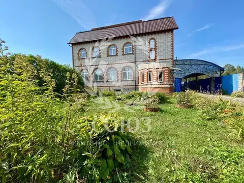 Дом в Калужская область, Дзержинский район, Угорское с/пос, с. ...