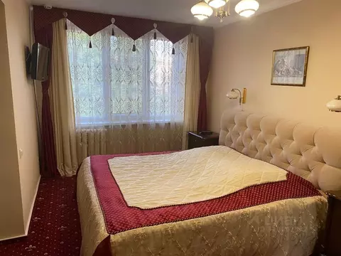 Комната Татарстан, Нижнекамск просп. Строителей, 18 (64.0 м)