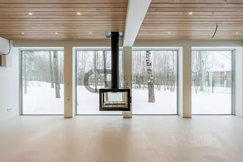 Коттедж в Ленинградская область, Выборгский район, Первомайское с/пос, ...