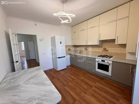 3-комнатная квартира: Калининград, улица Виктора Денисова, 24 (88.1 м)