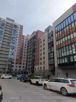 3-к кв. Санкт-Петербург ул. Адмирала Трибуца, 8 (88.2 м)